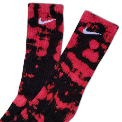 nike socken schuhe kinder rot schwarz|Rot Socken. Nike DE.